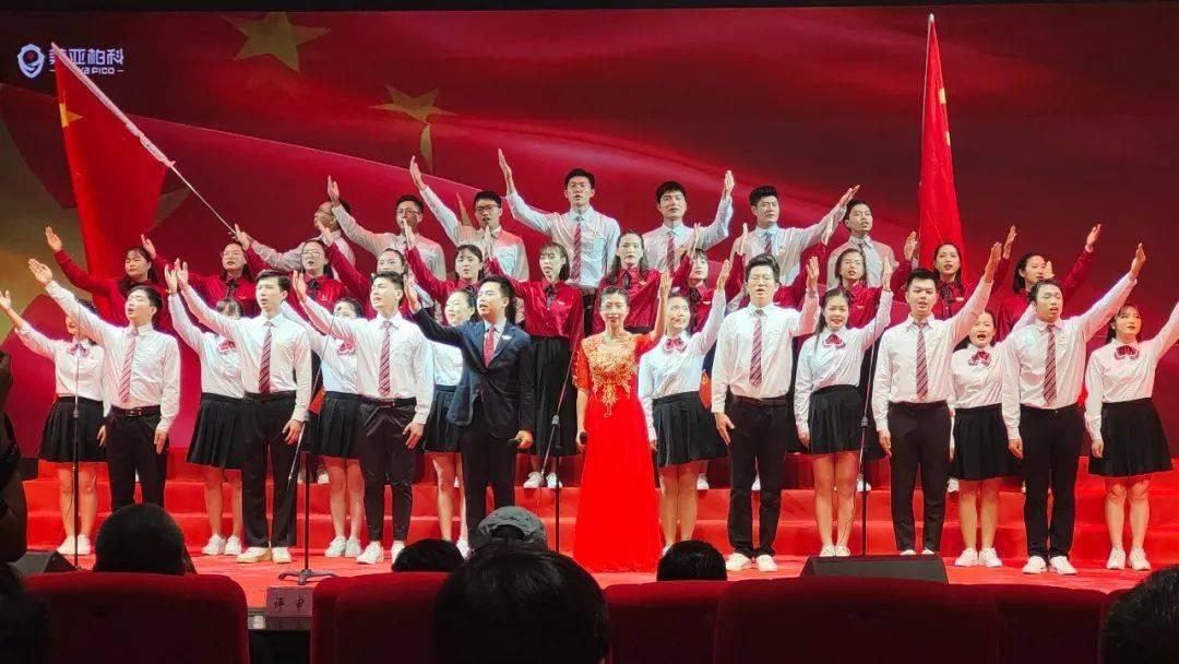 苏州工业园区吴淞社区表彰“星·巢行动”文明志愿家庭